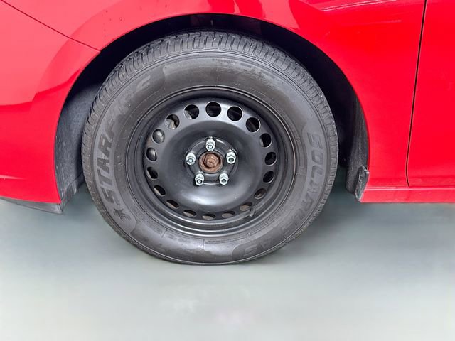 Used 2017 Chevrolet Cruze LS image 29