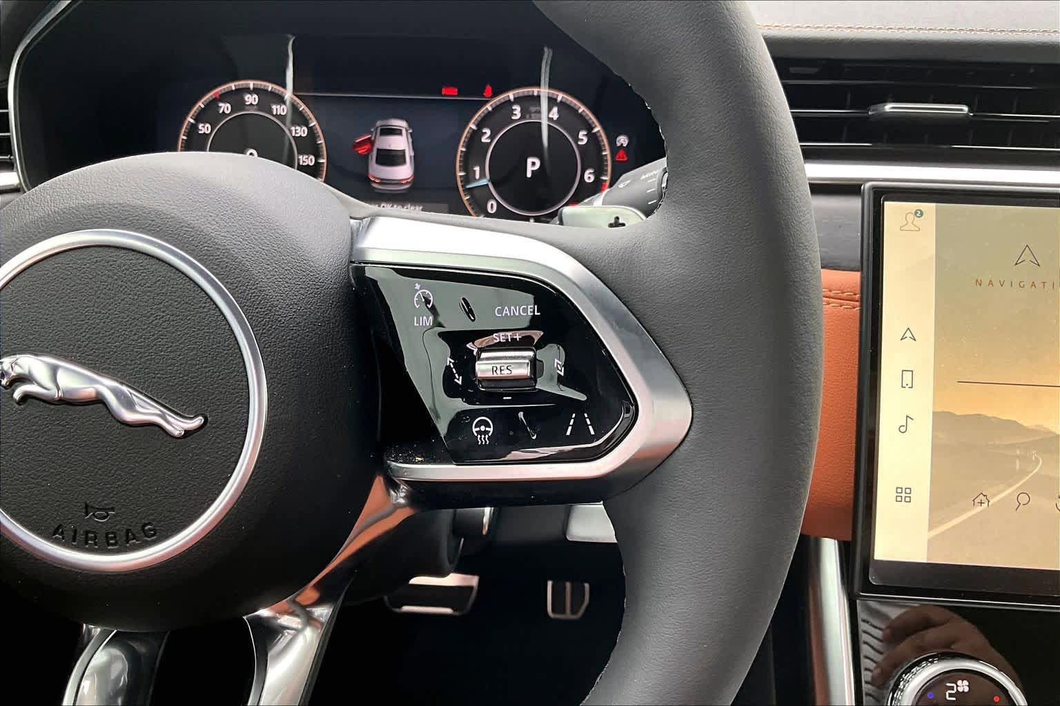 Used 2024 Jaguar XF R-Dynamic SE AWD/4WD image 24