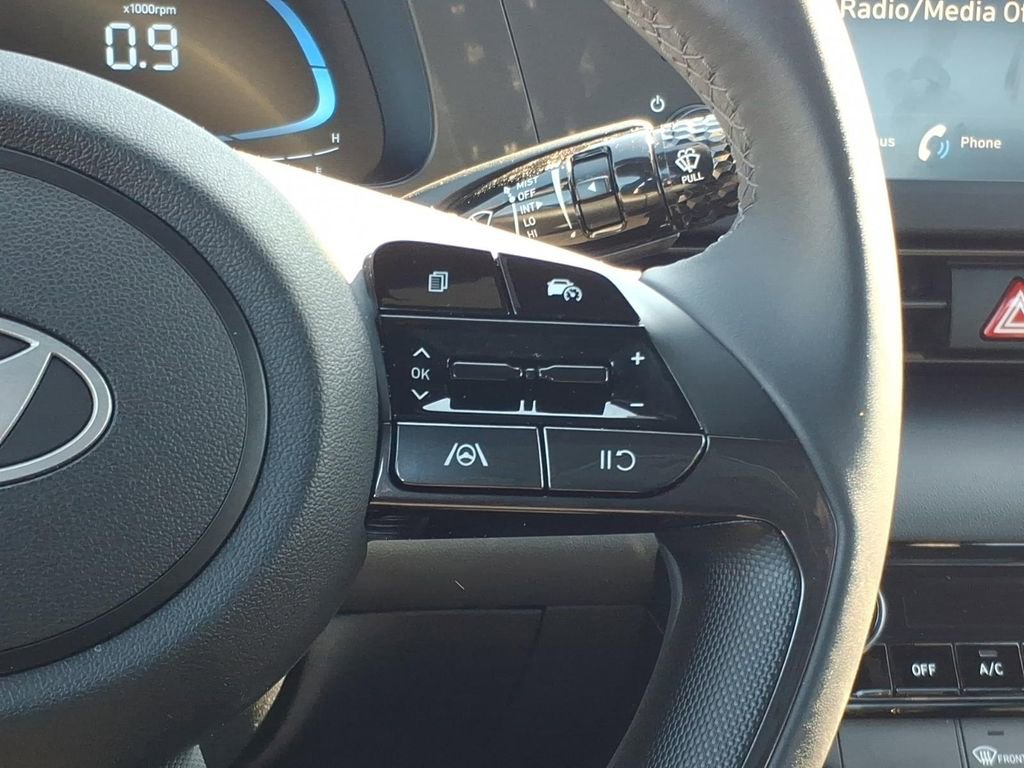 New 2025 Hyundai Elantra Sport image 20