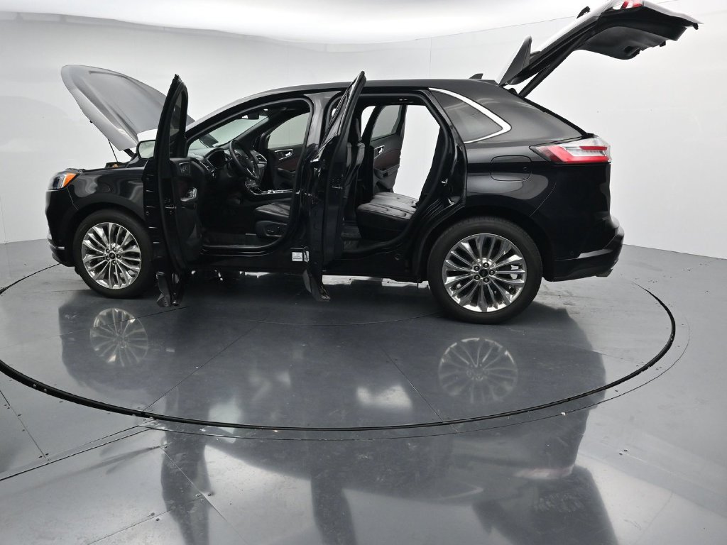 Used 2020 Ford Edge Titanium w/ Equipment Group 301A FWD image 28