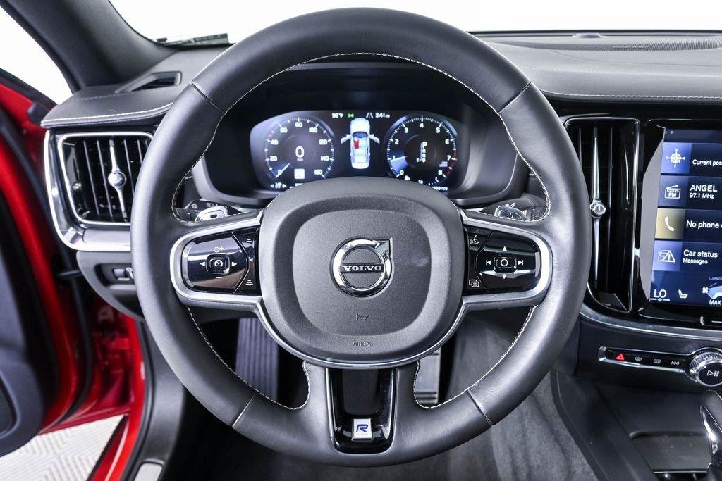 Used 2020 Volvo S60 T5 R-Design FWD image 9