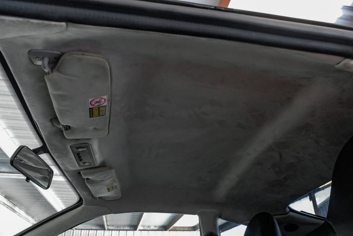 Used 2002 Aston Martin DB7 Vantage RWD image 23