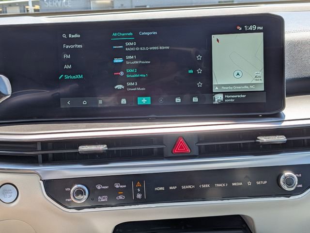 Used 2025 Kia Sorento EX w/ EX Panoramic Sunroof Package FWD image 16