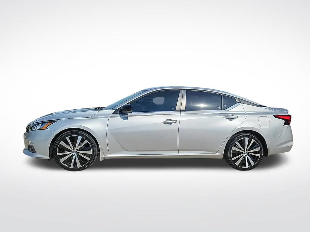 Used 2020 Nissan Altima 2.5 SR w/ Premium Package AWD/4WD image 2