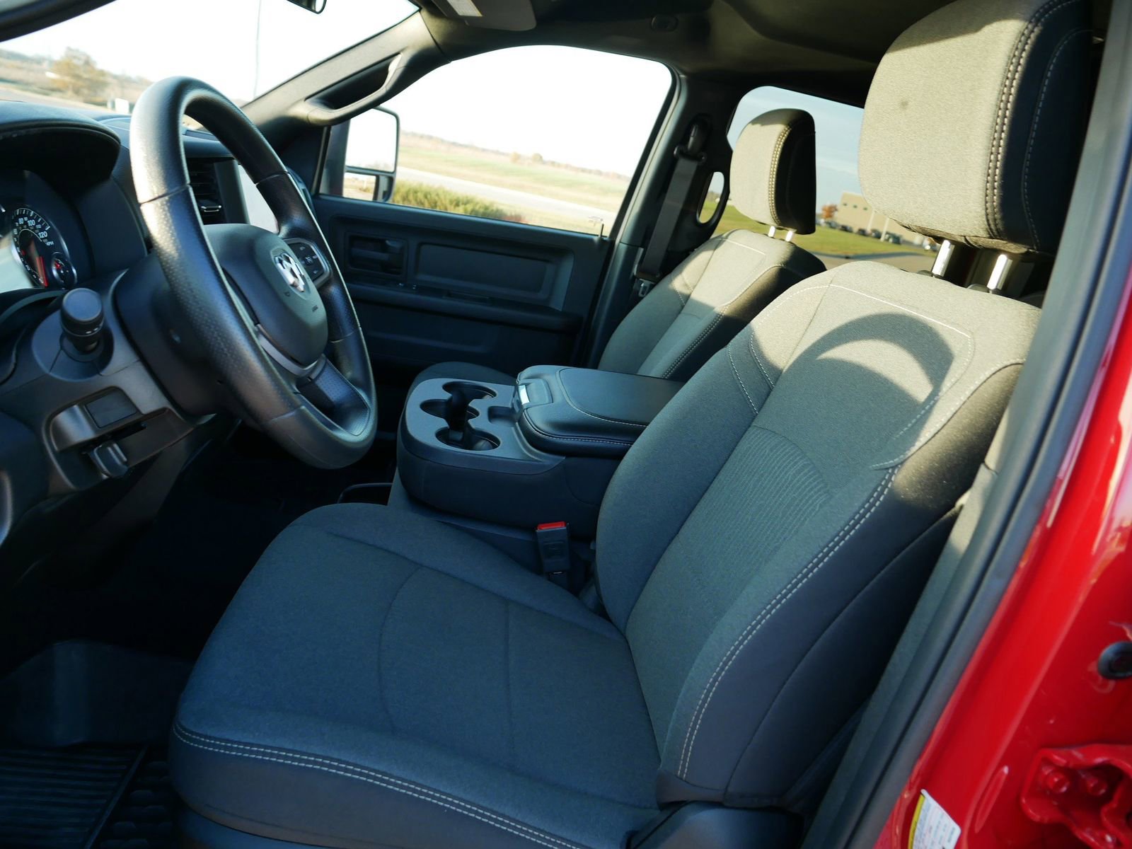 Used 2024 RAM 2500 Tradesman w/ Chrome Appearance Group image 13