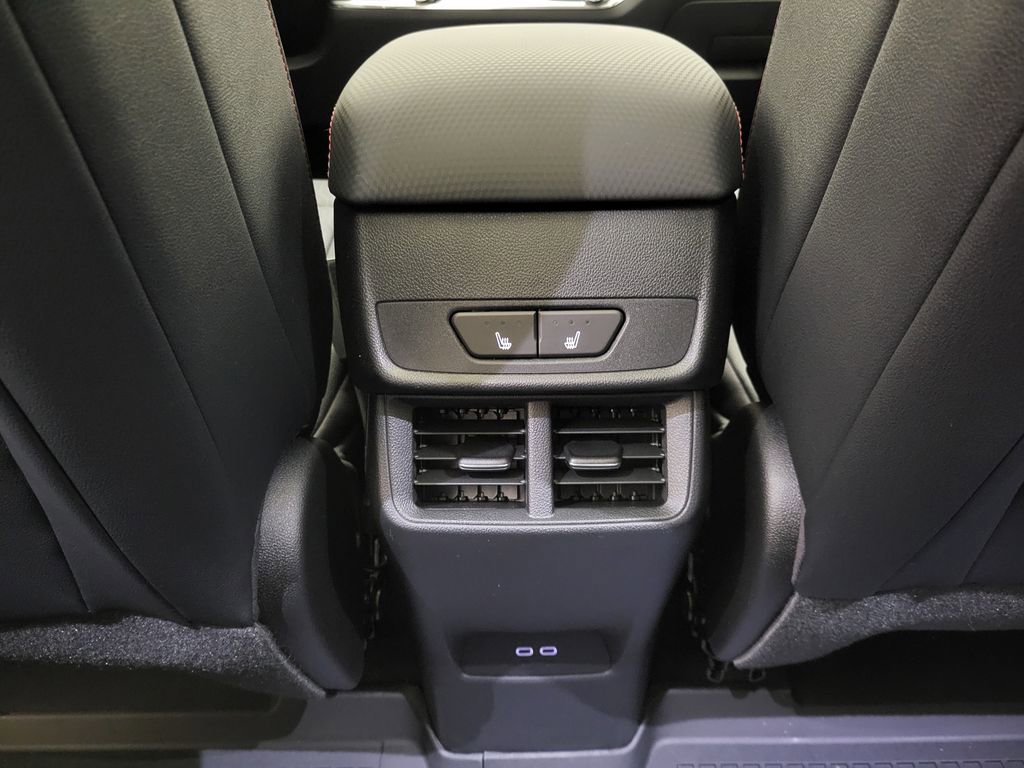 New 2026 Chevrolet Equinox RS w/ Convenience Package III FWD image 17