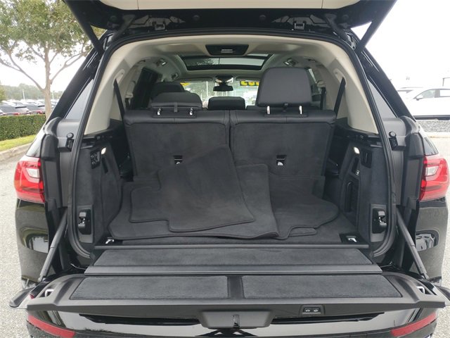 Used 2020 BMW X7 xDrive40i w/ Parking Assistance Package image 8