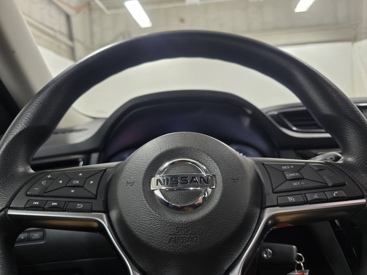 Used 2018 Nissan Rogue S image 24