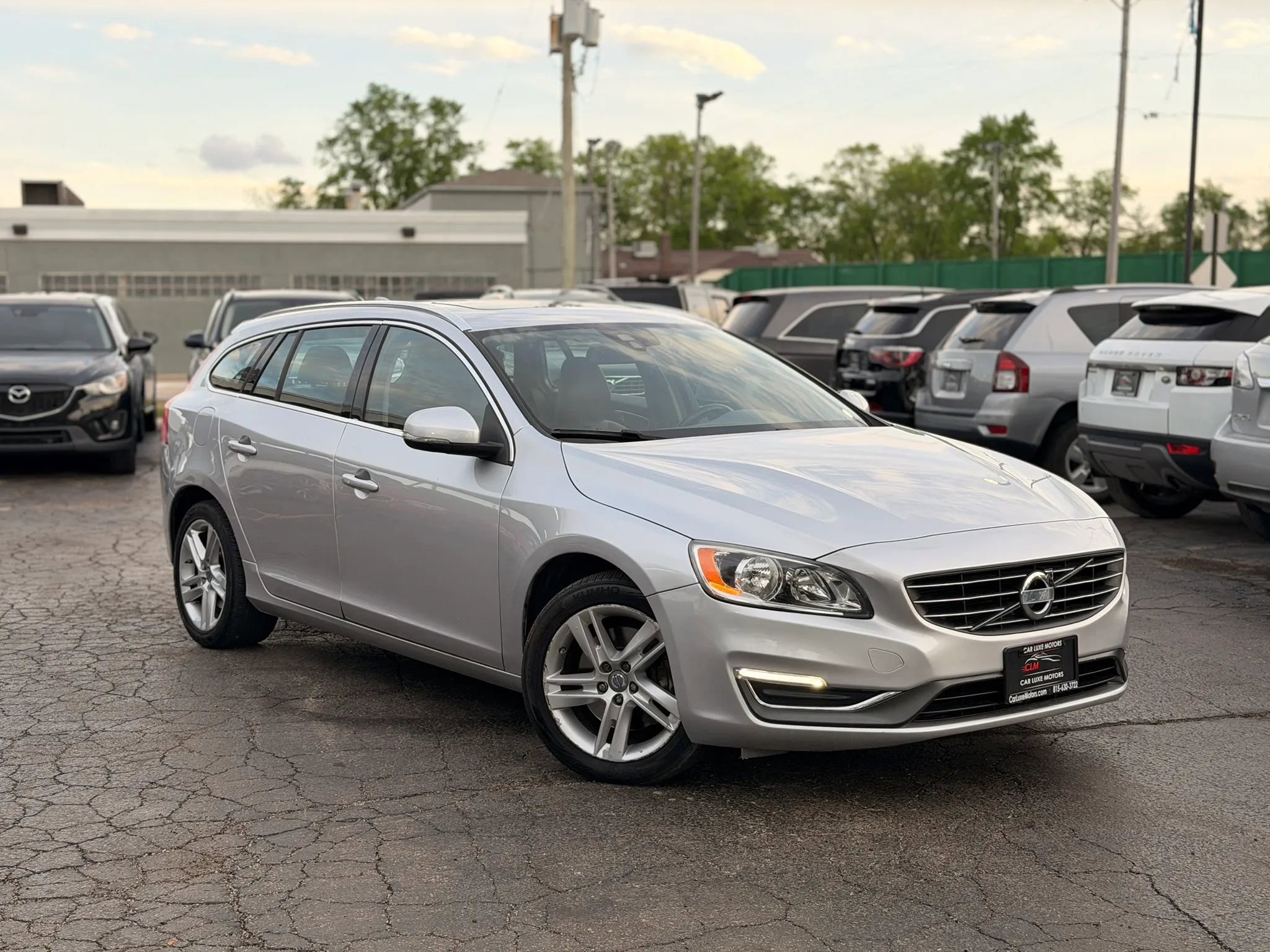 Used 2015 Volvo V60 T5 Platinum AWD/4WD image 3