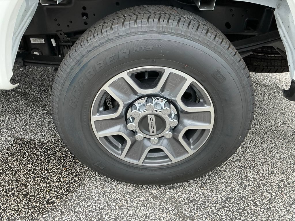 New 2026 Ford F250 Lariat RWD image 25