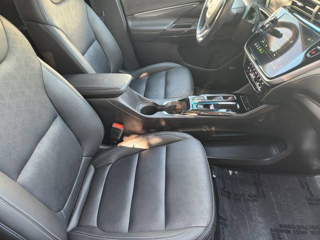 Used 2023 Chevrolet Bolt LT w/ Infotainment Package FWD image 20