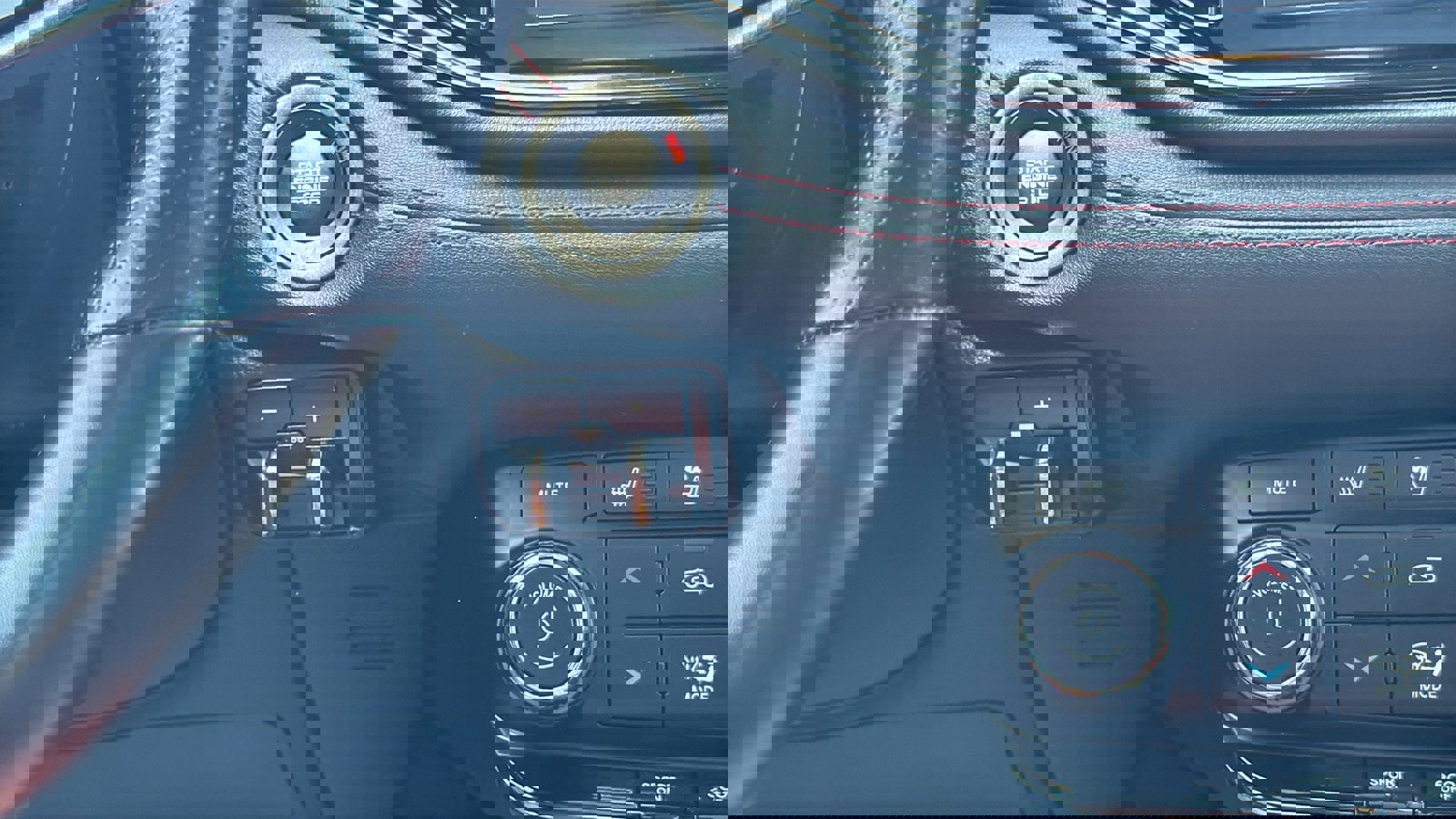 Certified 2024 Dodge Durango R/T image 29