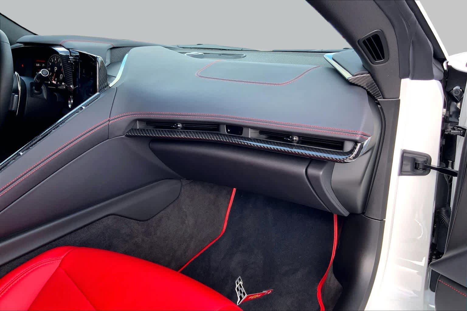 Used 2025 Chevrolet Corvette Z06 w/ Z07 Performance Package RWD image 19