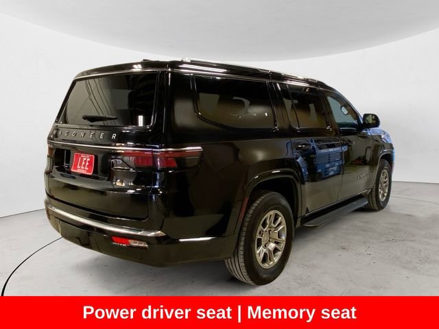 Used 2024 Jeep Wagoneer Base image 6