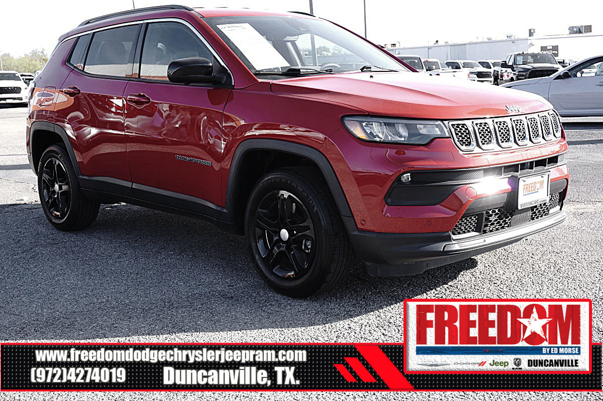 Used 2023 Jeep Compass Latitude w/ Convenience Group image 7