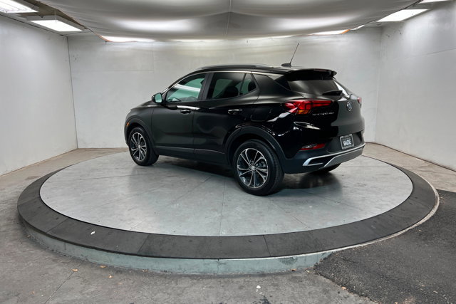 Used 2023 Buick Encore GX Select image 3