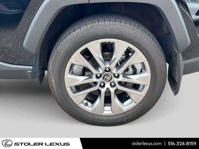 Used 2025 Toyota RAV4 XLE Premium w/ Weather Package AWD/4WD image 9