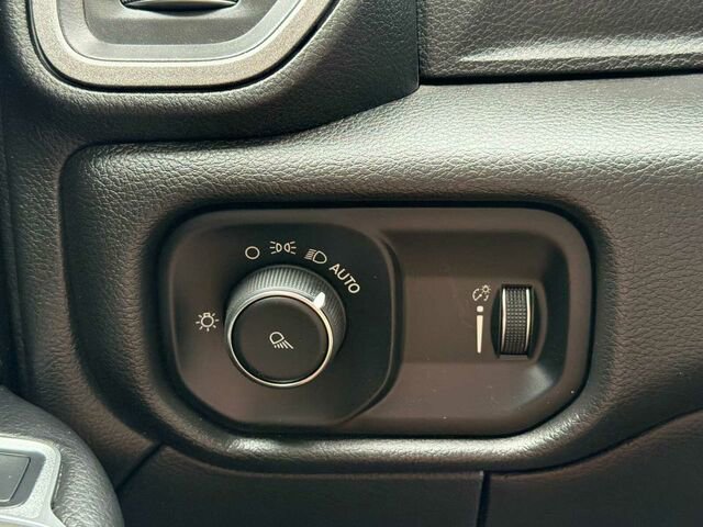 Used 2023 RAM 2500 Tradesman image 25