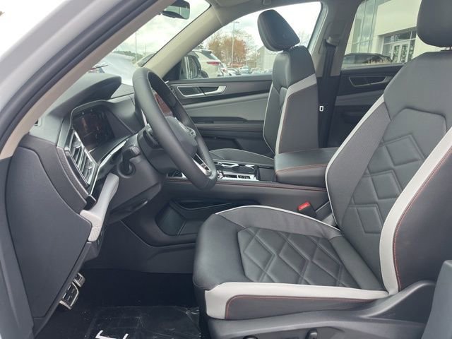 New 2026 Volkswagen Atlas Peak Edition image 23