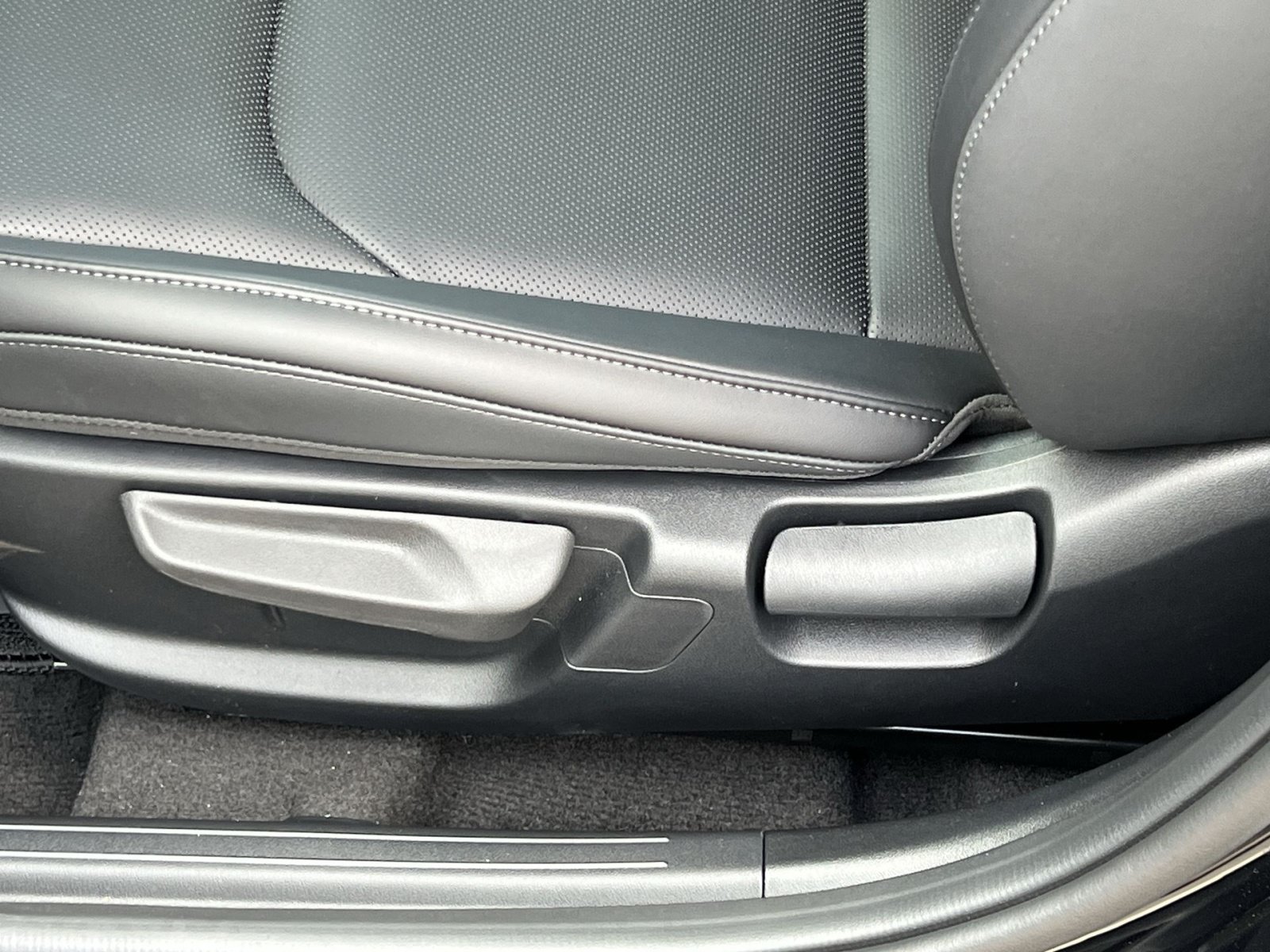 New 2026 Kia K4 EX FWD image 19