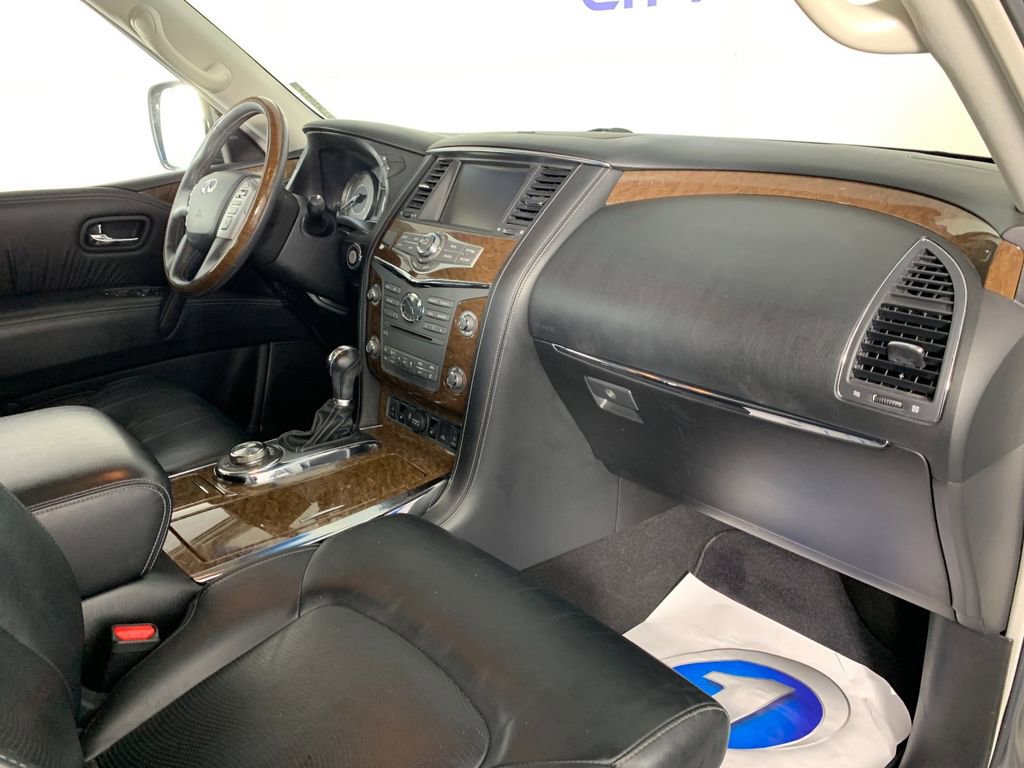 Used 2017 INFINITI QX80 4WD w/ Driver Assistance Package image 43
