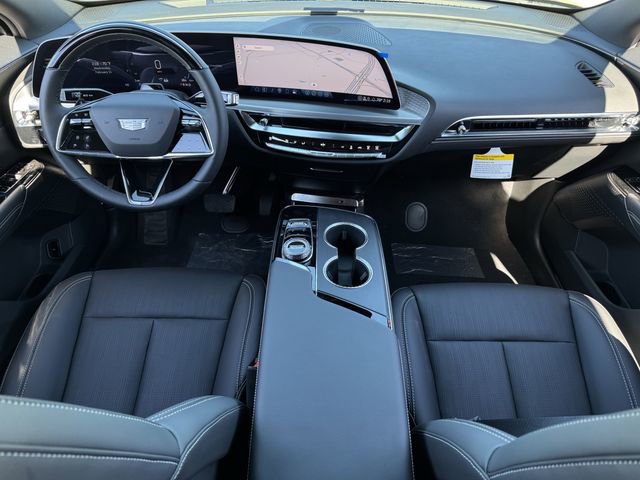 New 2026 Cadillac Lyriq Luxury RWD image 10