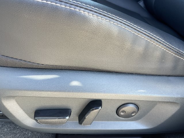 Used 2026 Nissan Rogue SL FWD image 26
