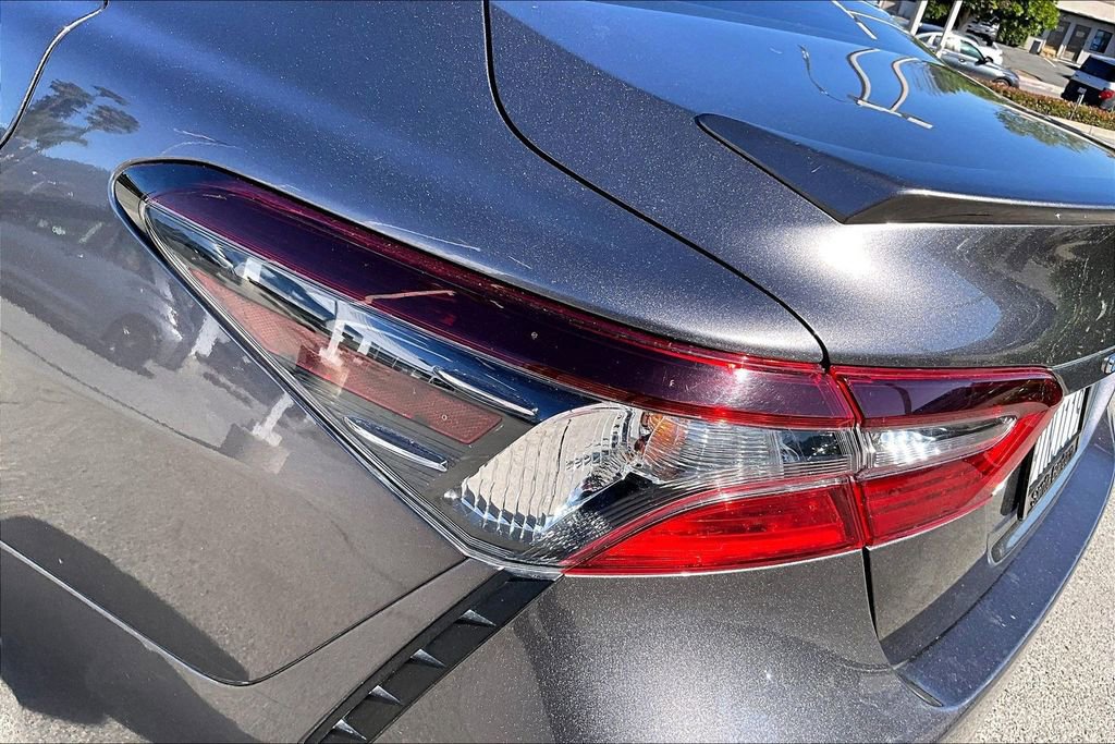 Certified 2022 Toyota Camry SE image 23