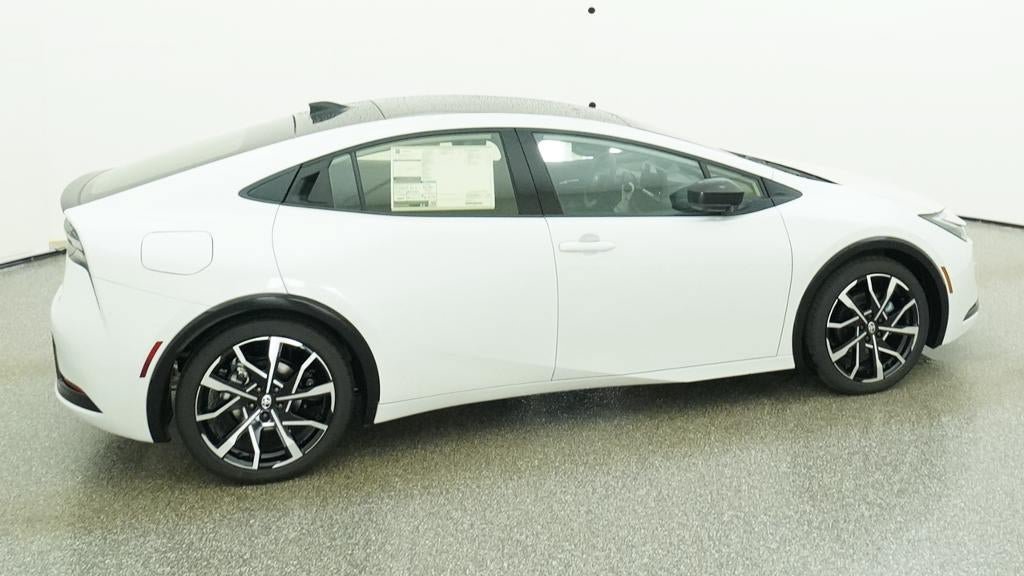 New 2027 Toyota Prius Plug-In Hybrid w/ Limited Premium Package FWD image 10