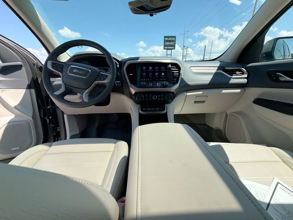 Used 2023 GMC Acadia Denali w/ Denali Ultimate Package image 11