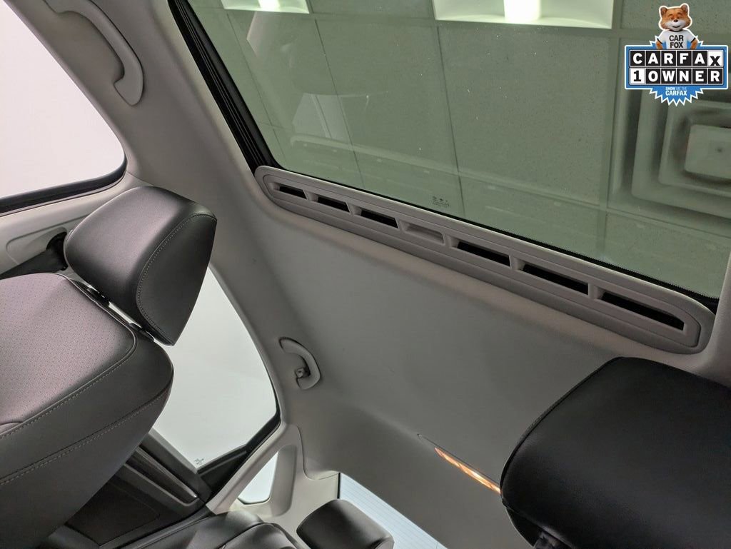 Used 2020 Volkswagen Passat 2.0T R-Line image 23