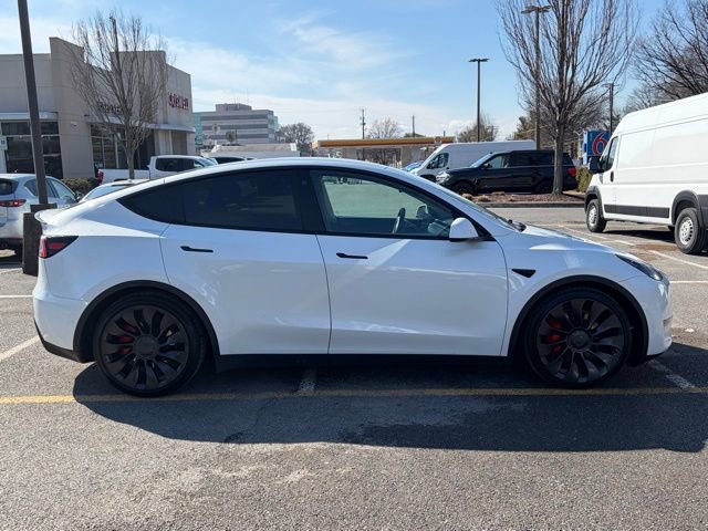 Used 2022 Tesla Model Y Performance image 9