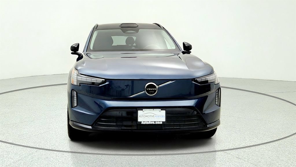 Used 2025 Volvo EX90 Ultra AWD/4WD image 2