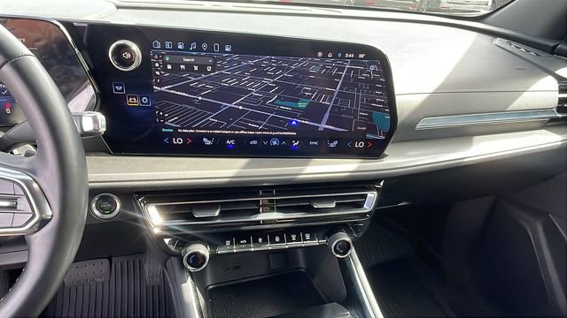 Used 2024 Chevrolet Traverse LS w/ LPO, Floor Liner Package FWD image 15