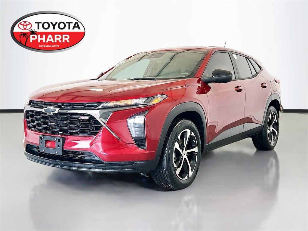 Used 2024 Chevrolet Trax RS w/ Sunroof Package FWD image 1