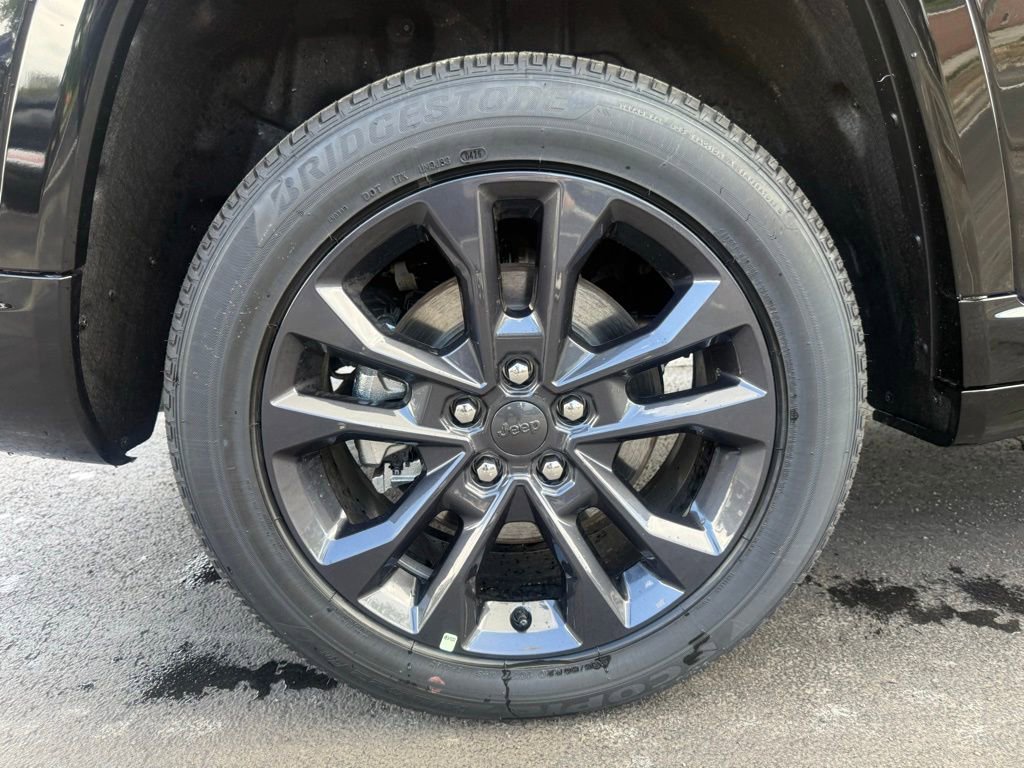 New 2026 Jeep Grand Cherokee L Limited AWD/4WD image 49