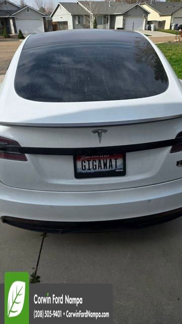 Used 2021 Tesla Model S Plaid image 17