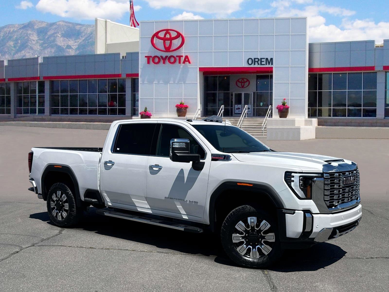 Used 2024 GMC Sierra 2500 Denali w/ Denali Reserve Package AWD/4WD video 1
