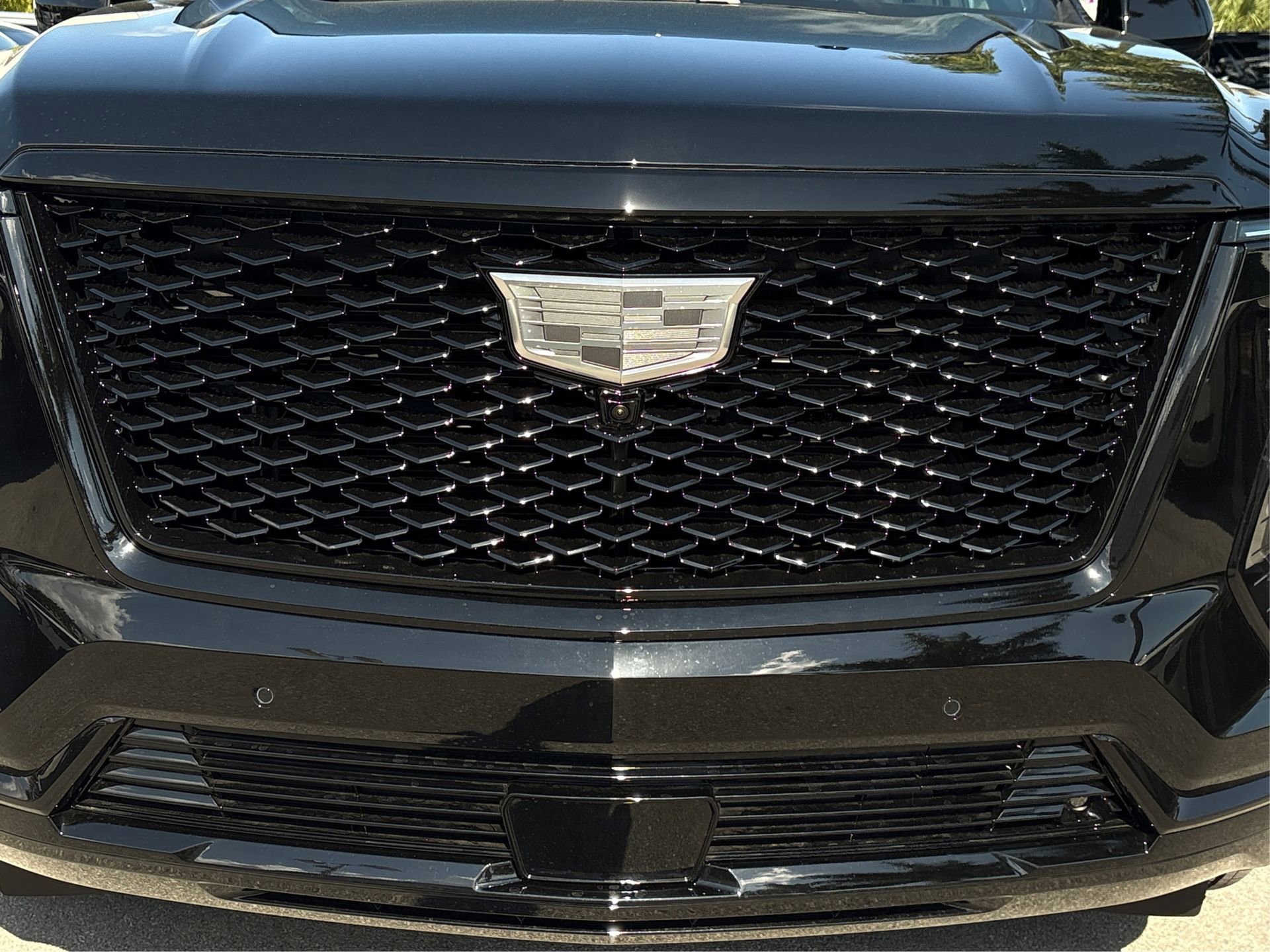 New 2026 Cadillac Escalade ESV Platinum Sport w/ LPO, ONYX Package image 15