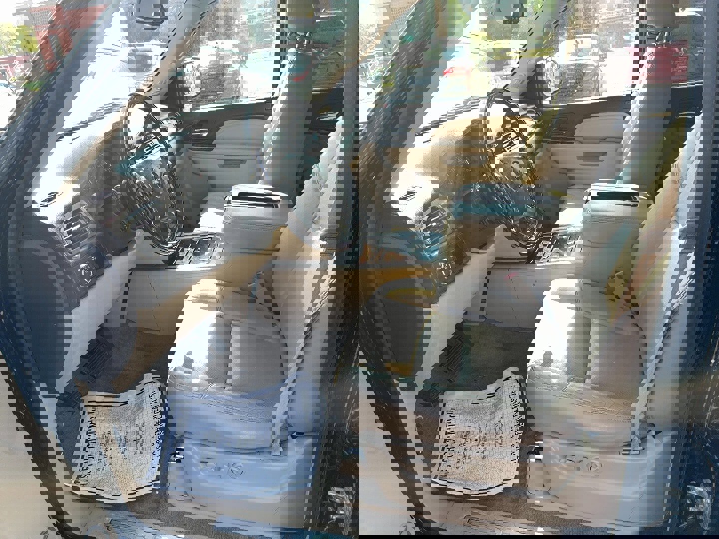 Used 2014 GMC Yukon XL Denali image 15