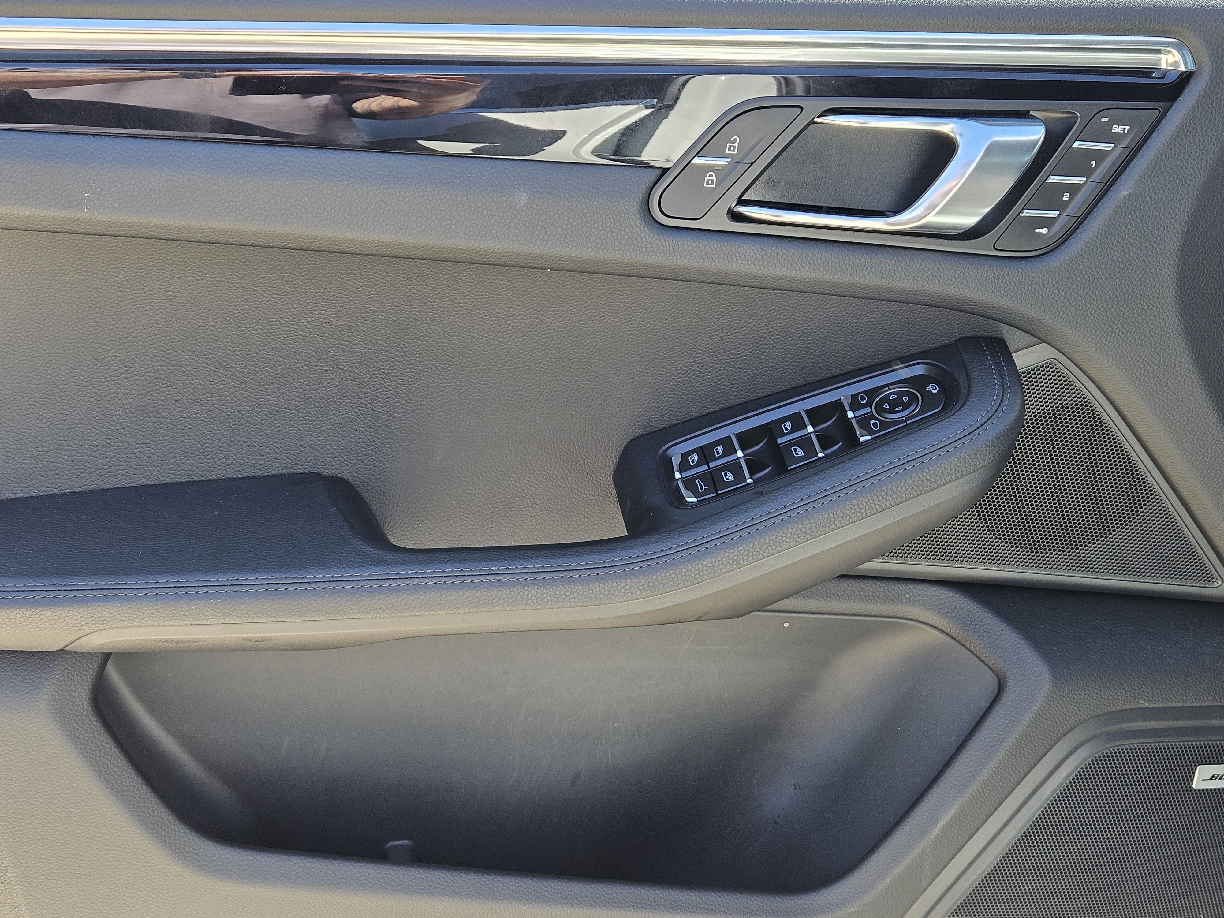 Used 2025 Porsche Macan S image 22