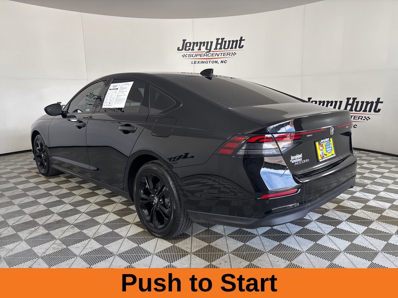 Used 2025 Honda Accord SE image 7