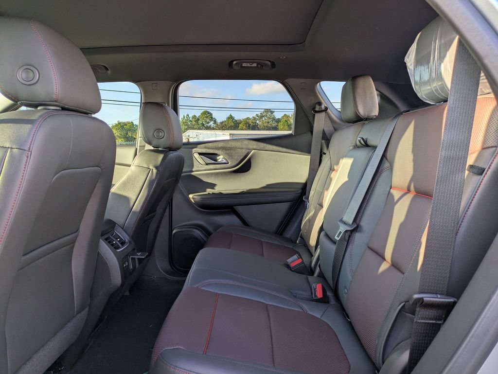 Used 2026 Chevrolet Blazer RS FWD image 27