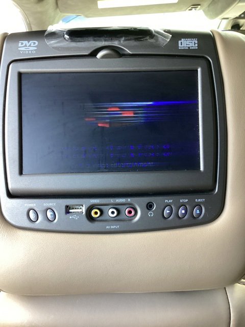 Used 2018 Cadillac Escalade Platinum image 38