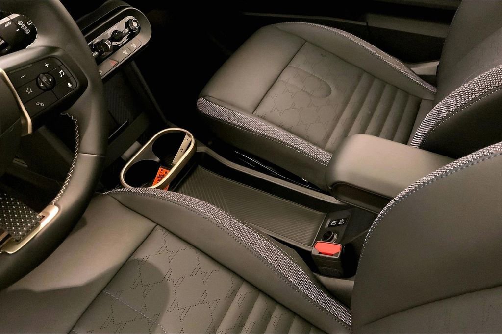 Certified 2025 MINI Cooper S image 22