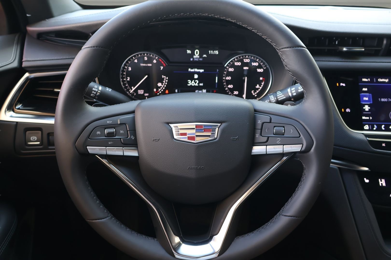 New 2025 Cadillac XT6 Luxury w/ LPO, Floor Liner Package AWD/4WD image 20