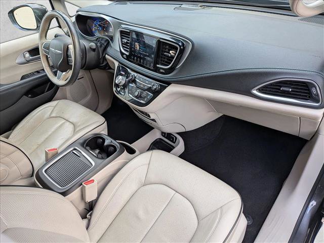 Used 2018 Chrysler Pacifica Limited w/ Advanced Safetytec Group image 22