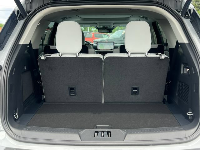 New 2026 Ford Explorer Platinum w/ LUX Leather Package AWD/4WD image 47