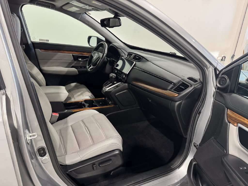 Used 2021 Honda CR-V Touring image 21