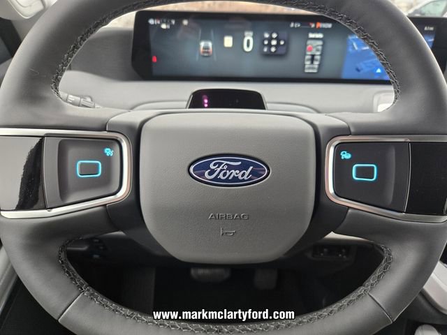 New 2026 Ford Expedition Active image 19